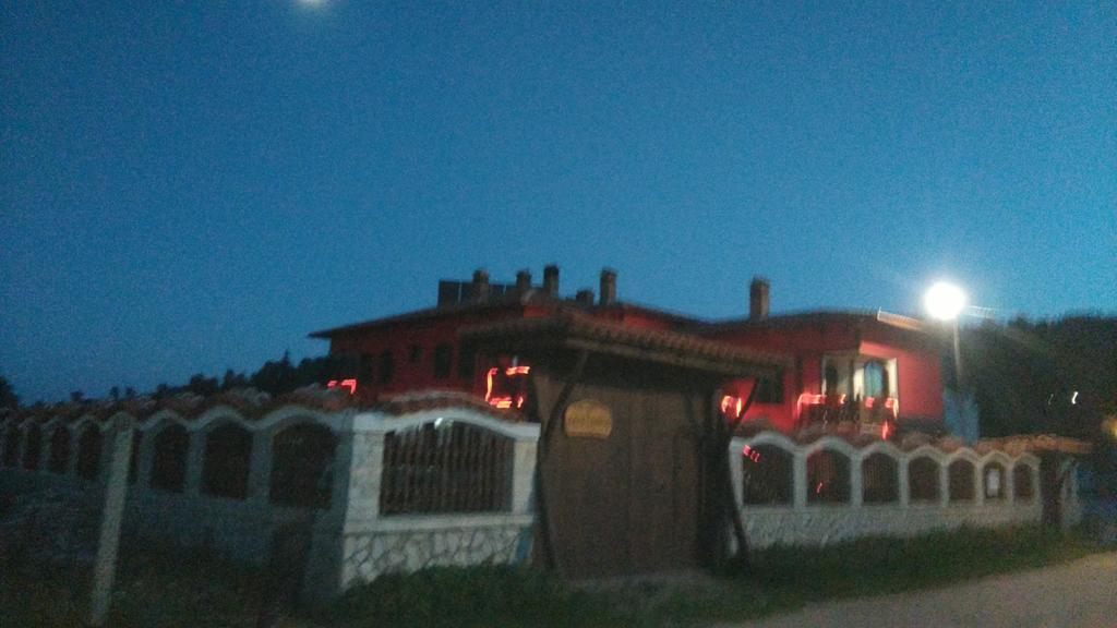 科普里夫什迪察 H德仲果拉诺维旅馆酒店 外观 照片